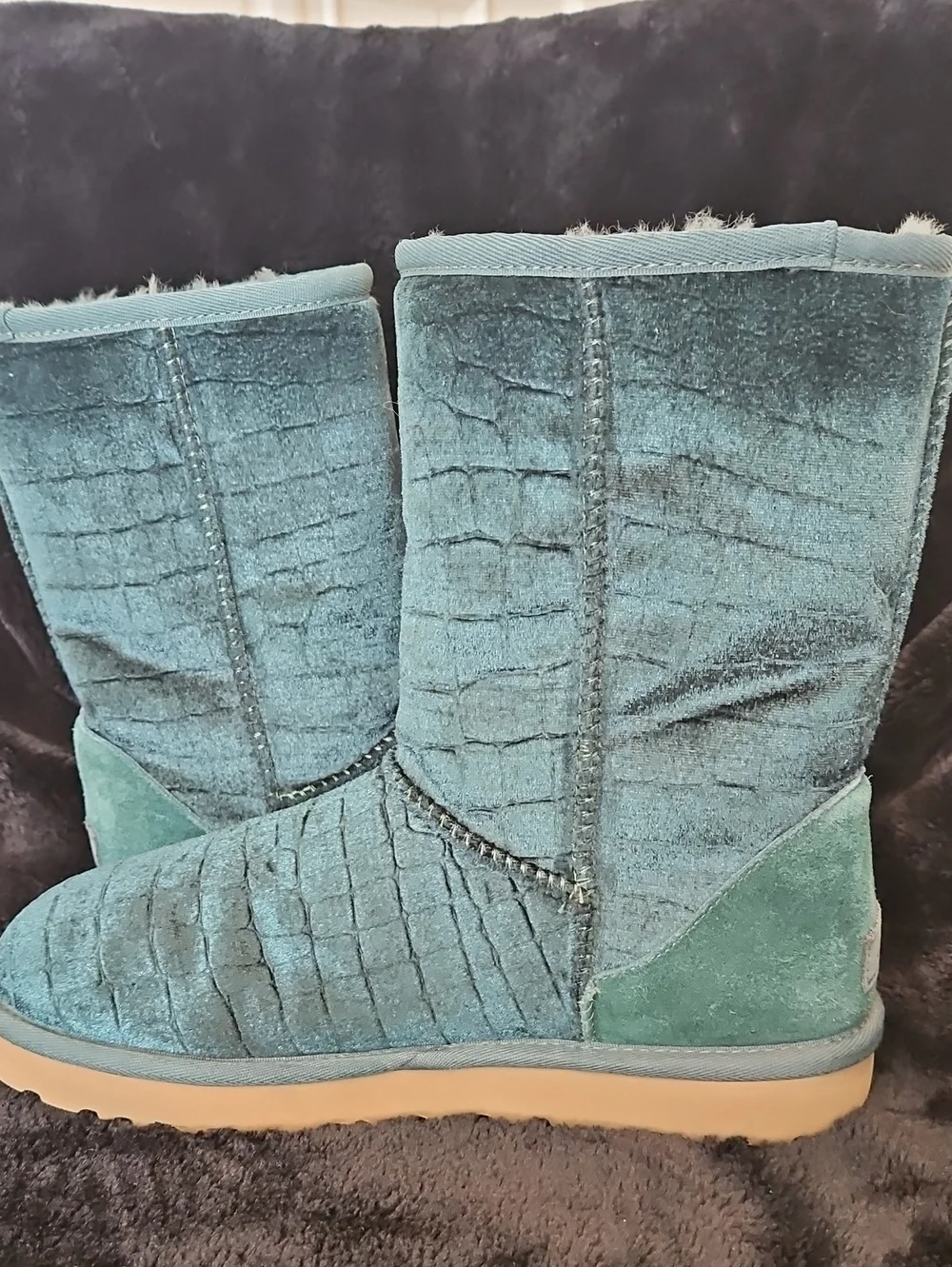 UGG Emerald Green Croc-Embossed Velvet Winter Boots - Sz 9